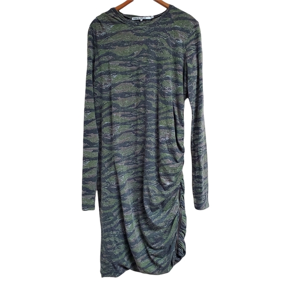 Pam & Gela Zip Camo Print Mini Dress Long Sleeve Green Ruched Distressed L - Picture 2 of 13